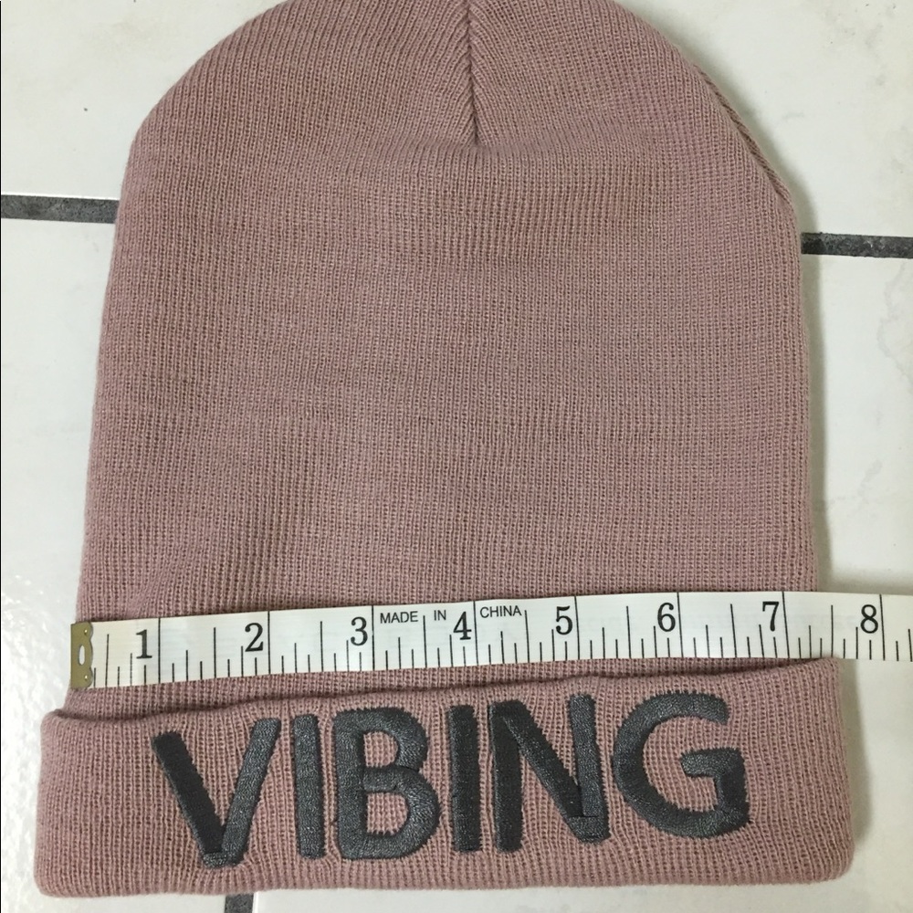 NWOT Charlotte Russe Women’s “Vibing” Hat Beanie